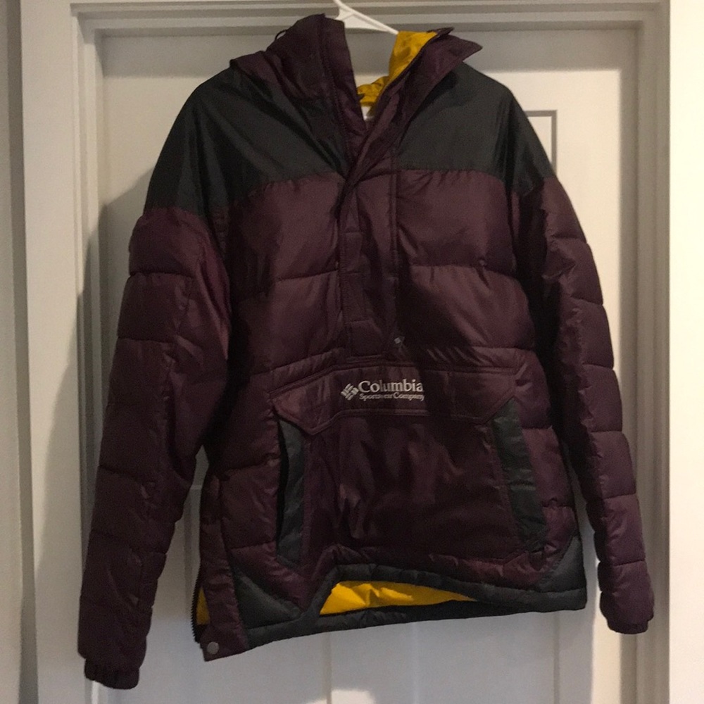 NWOT men’s Columbia pullover jacket.